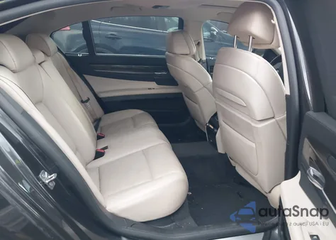 2011 BMW 750Li из США, поврежденный, VIN WBAKB8C59BC851897